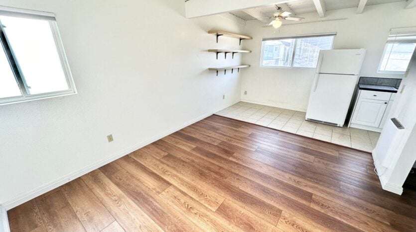 118-B 38th St. - Newport Beach - California - 1 bed, 1 bath rental property