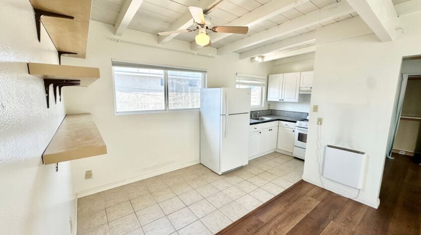 118-B 38th St. - Newport Beach - California - 1 bed, 1 bath rental property