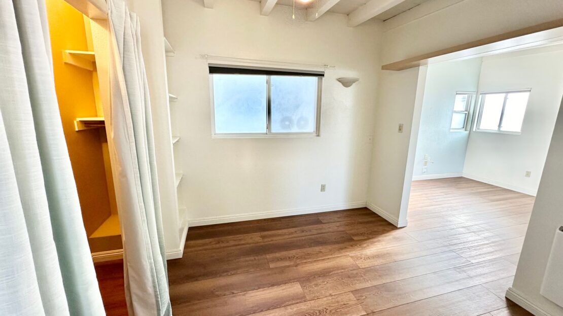 118-B 38th St. - Newport Beach - California - 1 bed, 1 bath rental property