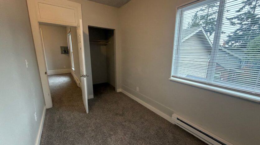 1214 8th Street - Tacoma - Washington - 4 bed, 1.5 bath rental property