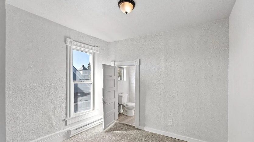 1214 8th Street - Tacoma - Washington - 4 bed, 1.5 bath rental property