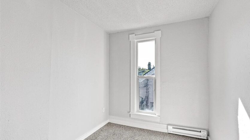 1214 8th Street - Tacoma - Washington - 4 bed, 1.5 bath rental property