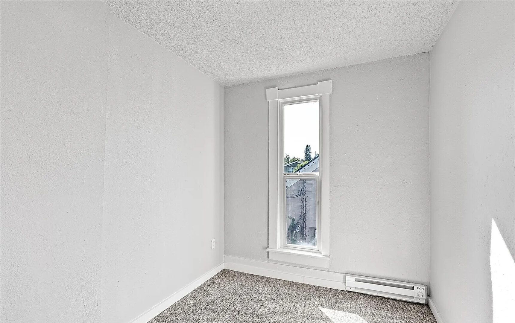 1214 8th Street - Tacoma - Washington - 4 bed, 1.5 bath rental property