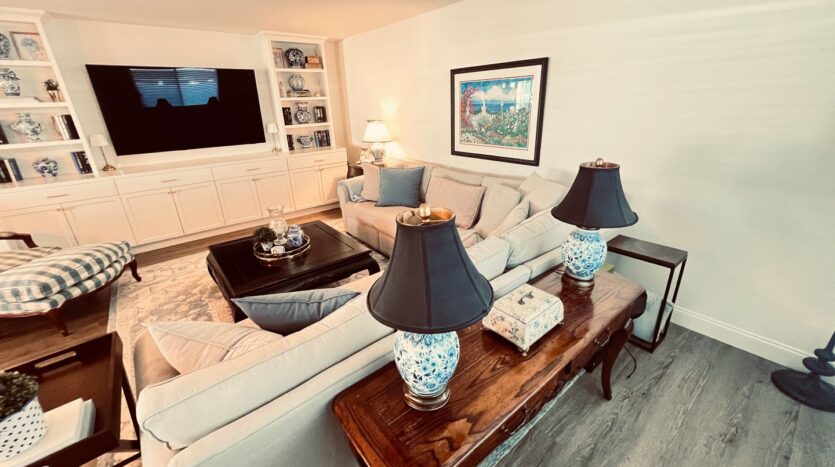 12416 Lomica Drive - San Diego - California - 2 bed, 2 bath rental property