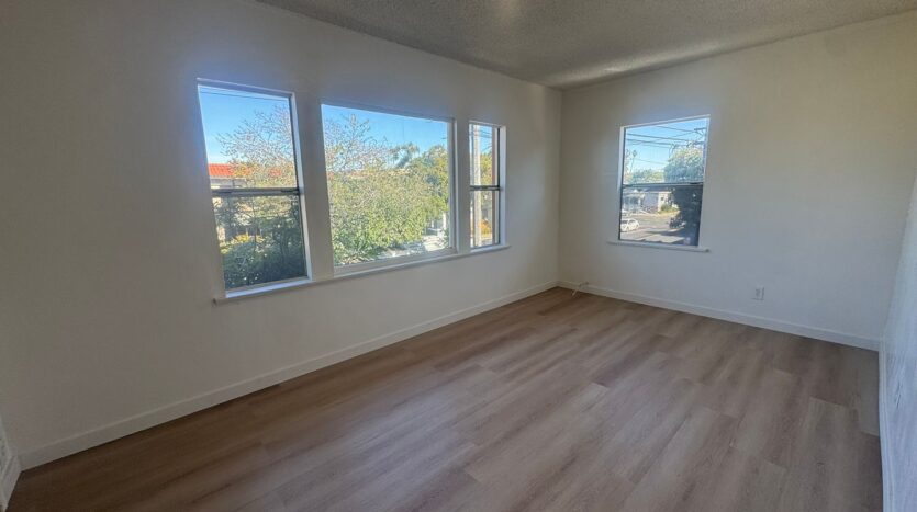 1244 E Broadway - Long Beach - California - 1 bed, 1 bath rental property