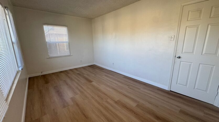 1244 E Broadway - Long Beach - California - 1 bed, 1 bath rental property