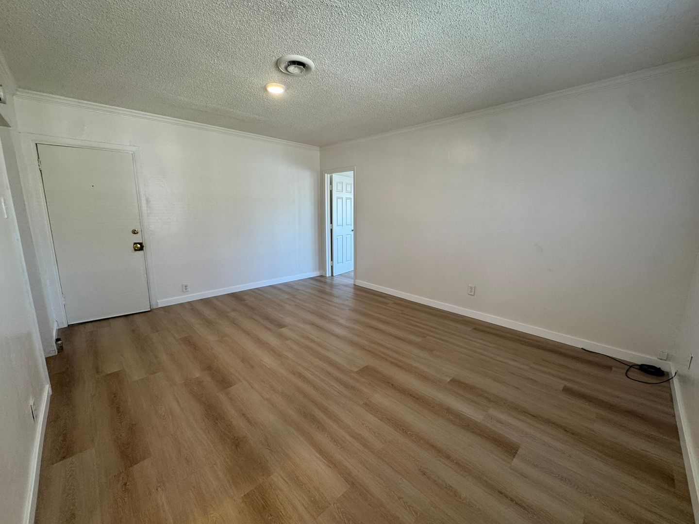 1244 E Broadway - Long Beach - California - 1 bed, 1 bath rental property