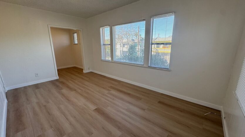 1244 E Broadway - Long Beach - California - 1 bed, 1 bath rental property