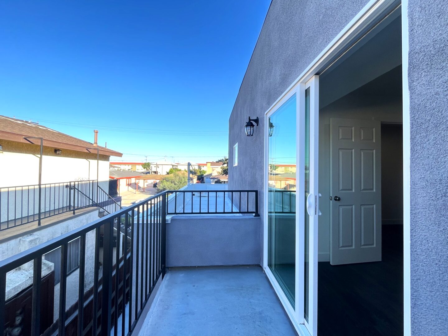 13227 Florwood Ave - Hawthorne - California - 4 bed, 4.5 bath rental property