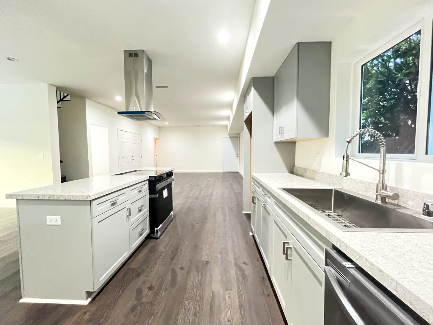 13227 Florwood Ave - Hawthorne - California - 4 bed, 4.5 bath rental property