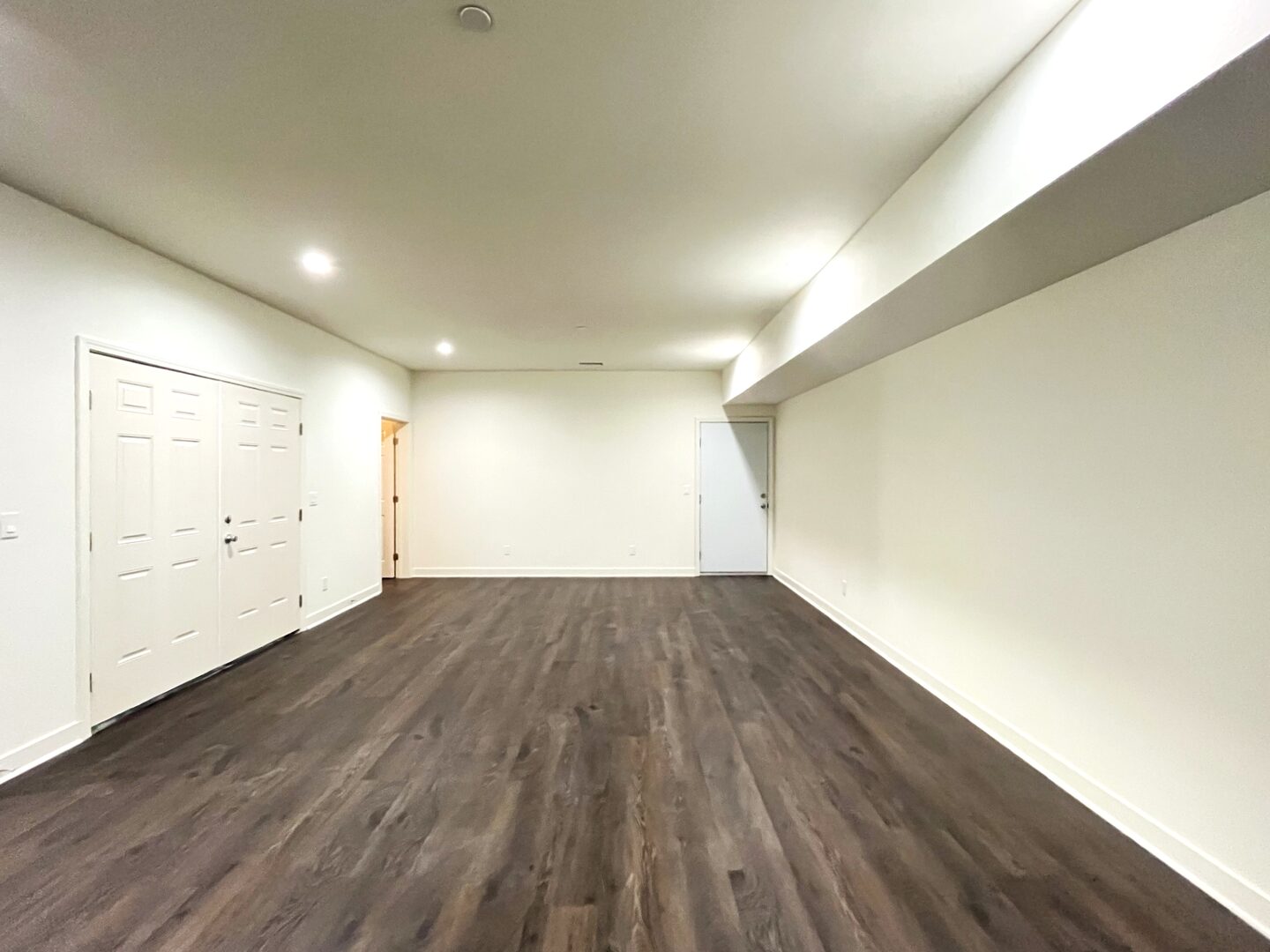 13227 Florwood Ave - Hawthorne - California - 4 bed, 4.5 bath rental property