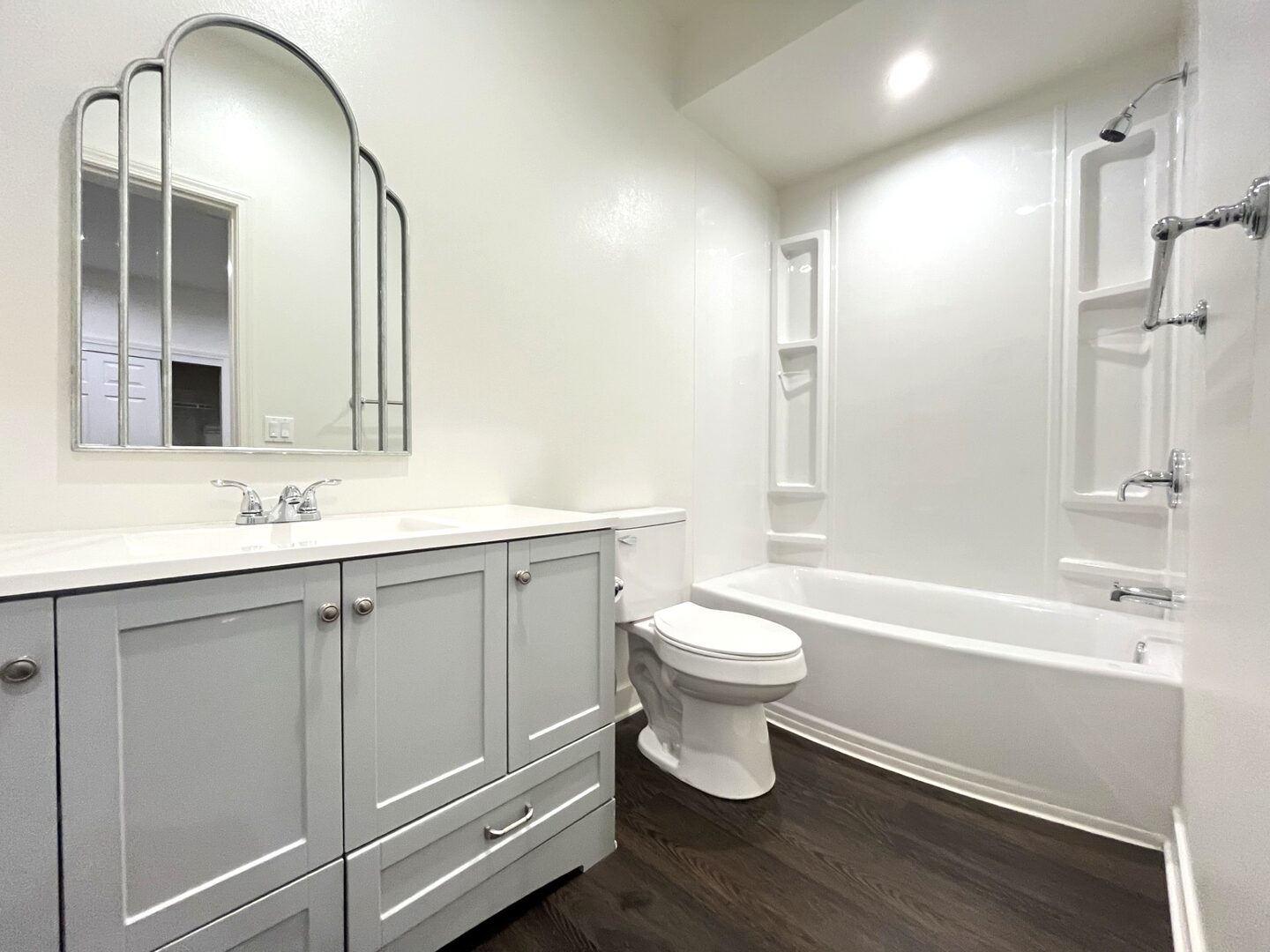 13227 Florwood Ave - Hawthorne - California - 4 bed, 4.5 bath rental property