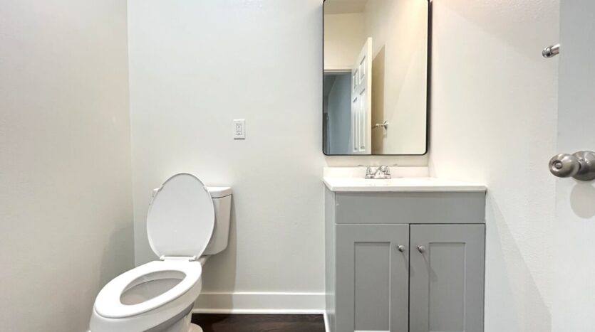 13227 Florwood Ave - Hawthorne - California - 4 bed, 4.5 bath rental property