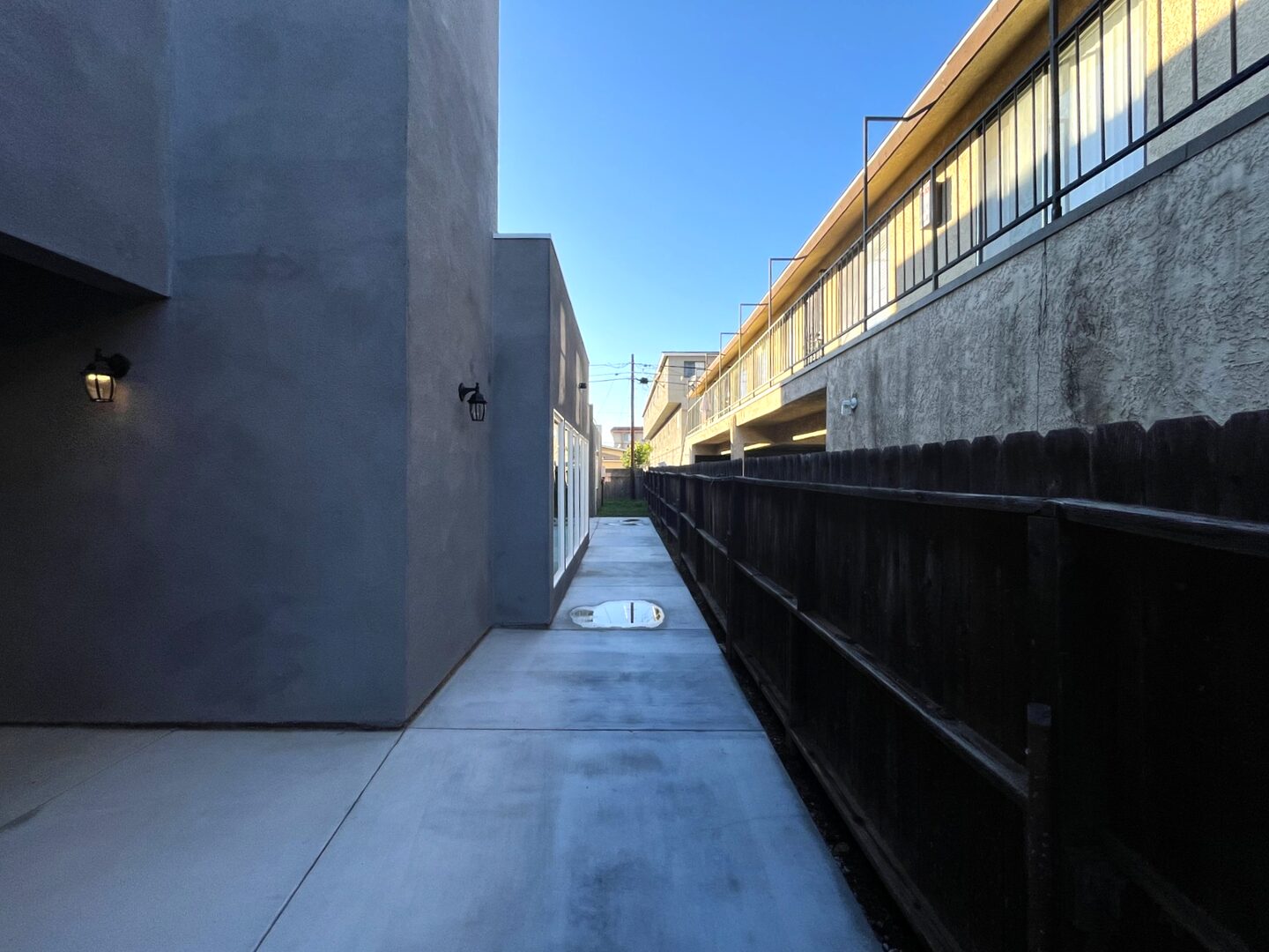 13227 Florwood Ave - Hawthorne - California - 4 bed, 4.5 bath rental property