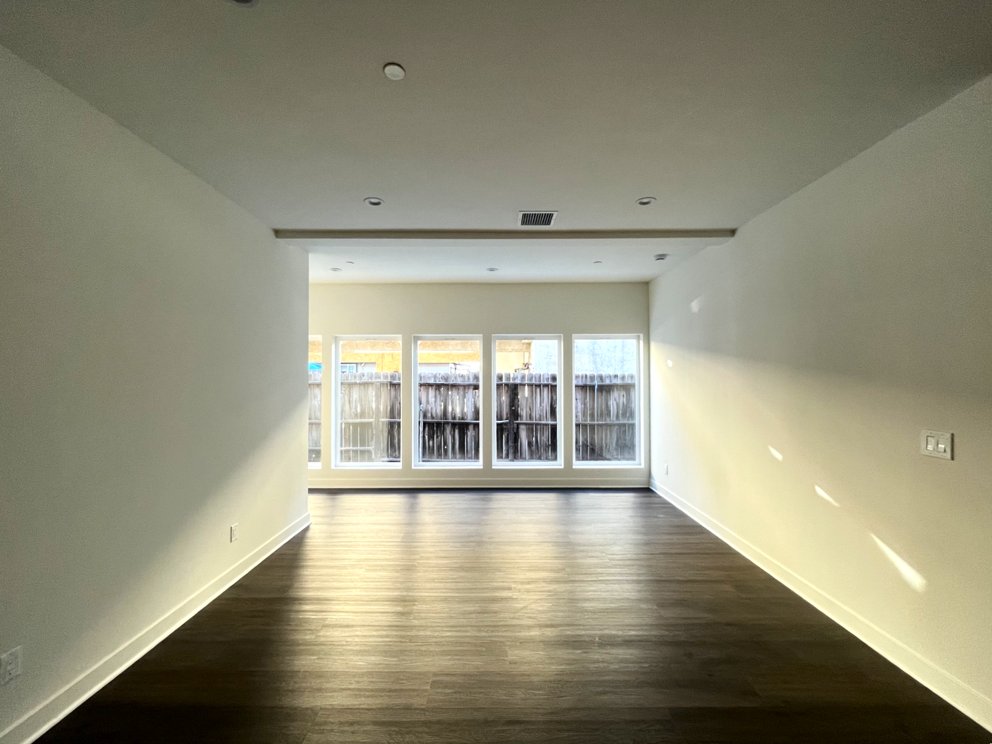 13227 Florwood Ave - Hawthorne - California - 4 bed, 4.5 bath rental property