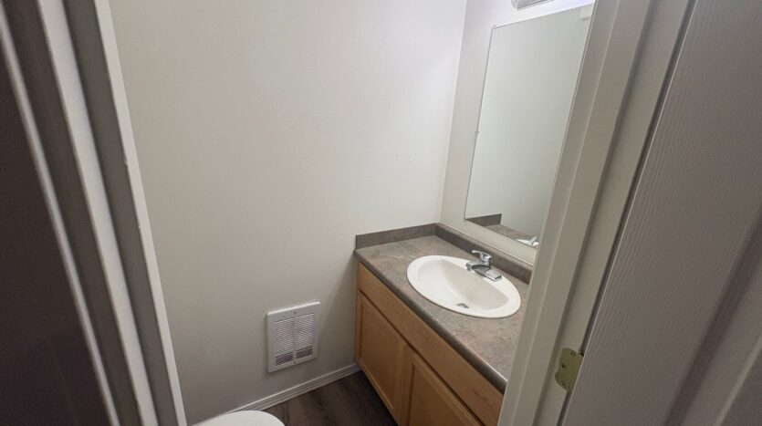 14 SE McKinley Ave - 2 - Bend - Oregon - 3 bed, 2.5 bath rental property