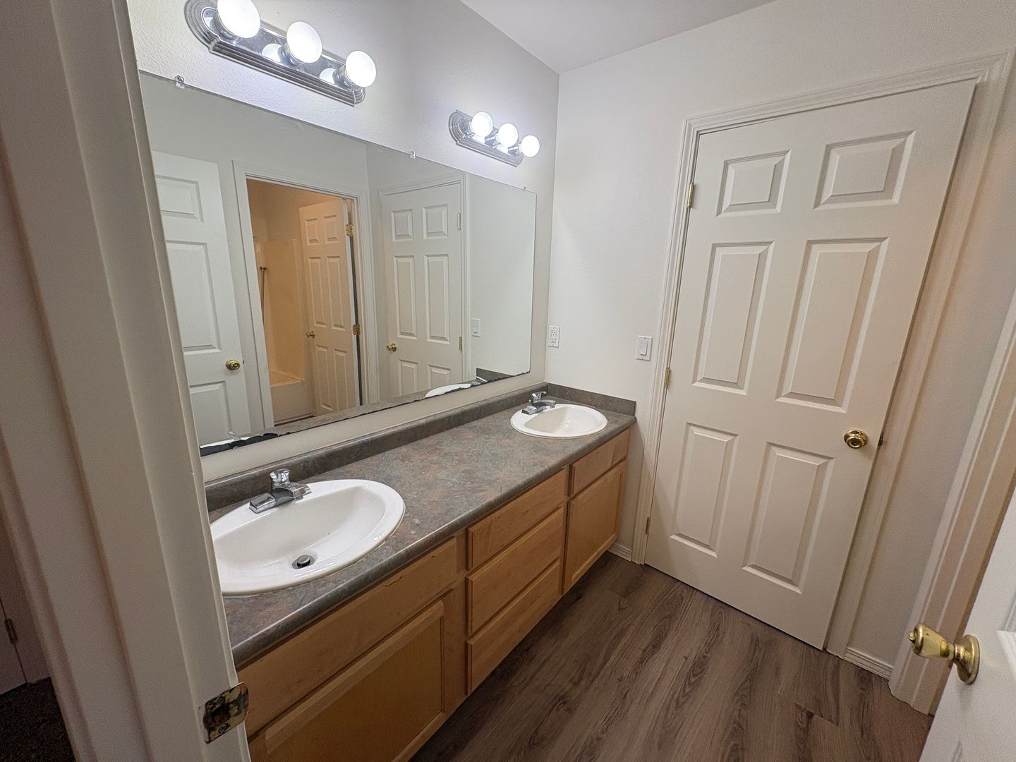 14 SE McKinley Ave - 2 - Bend - Oregon - 3 bed, 2.5 bath rental property