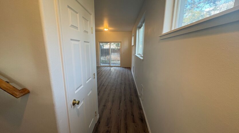 14 SE McKinley Ave - 2 - Bend - Oregon - 3 bed, 2.5 bath rental property