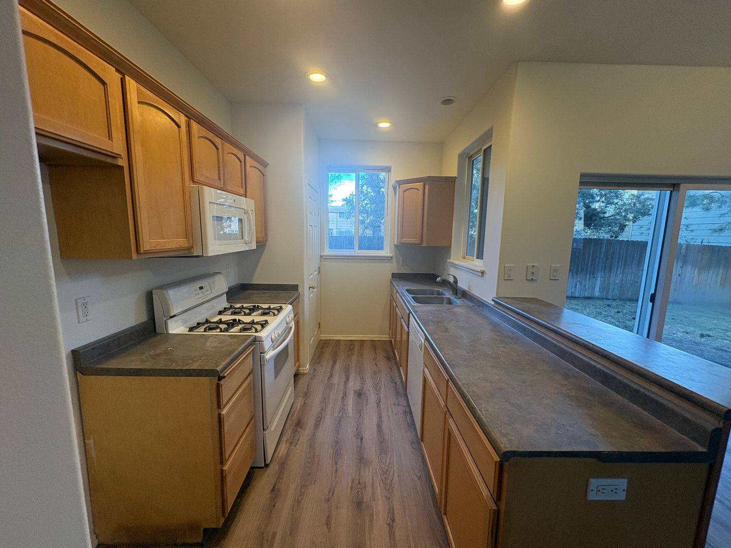 14 SE McKinley Ave - 2 - Bend - Oregon - 3 bed, 2.5 bath rental property