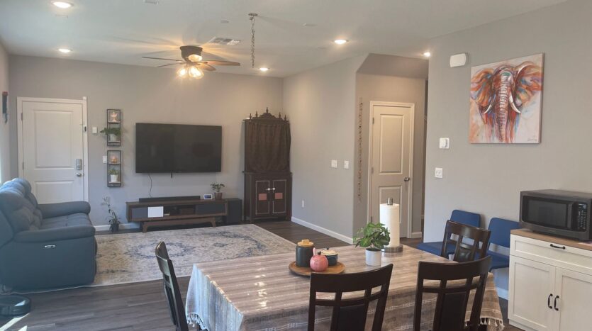 1424 Willowedge Way - Stockton - California - 4 bed, 3 bath rental property