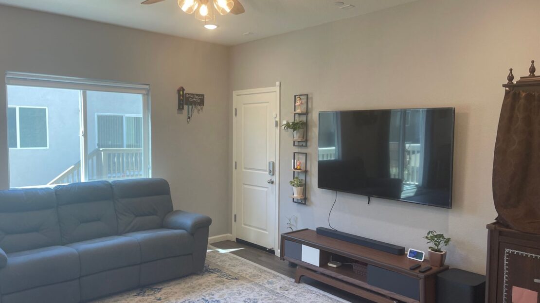 1424 Willowedge Way - Stockton - California - 4 bed, 3 bath rental property