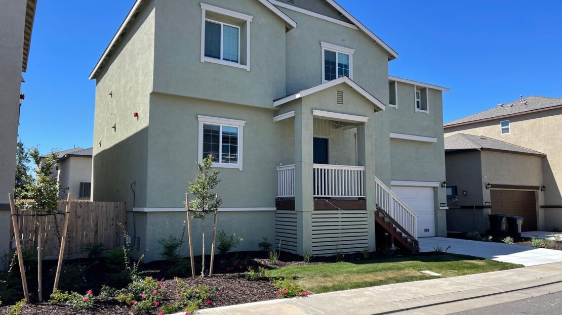 1424 Willowedge Way - Stockton - California - 4 bed, 3 bath rental property