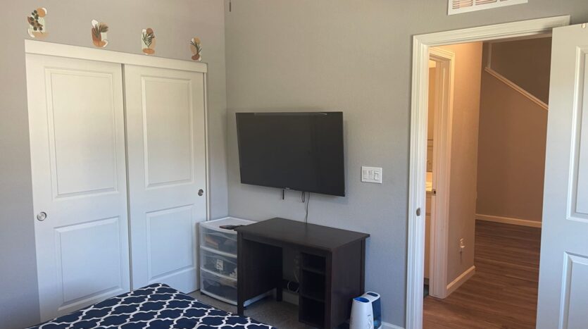 1424 Willowedge Way - Stockton - California - 4 bed, 3 bath rental property