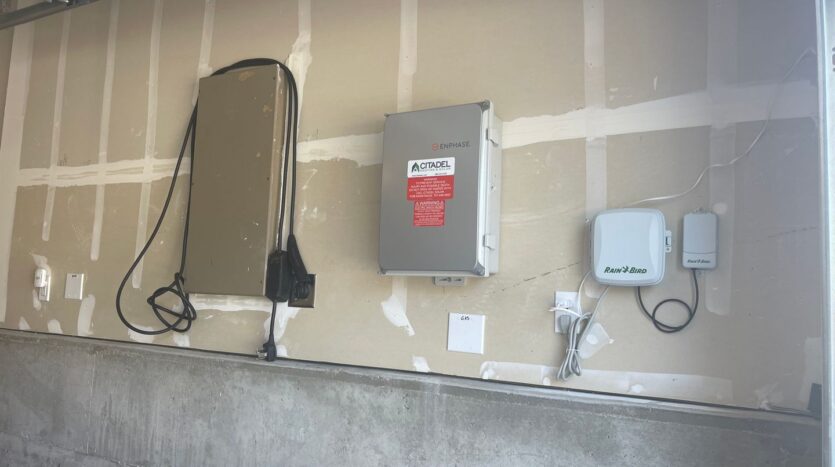 1424 Willowedge Way - Stockton - California - 4 bed, 3 bath rental property