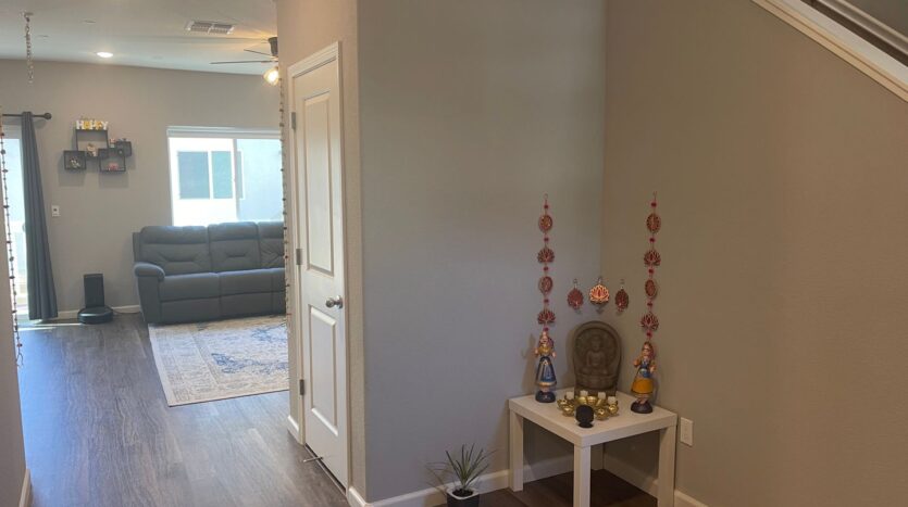 1424 Willowedge Way - Stockton - California - 4 bed, 3 bath rental property