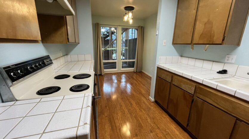 1523 Hood Rd Unit C - Sacramento - California - 2 bed, 2 bath rental property
