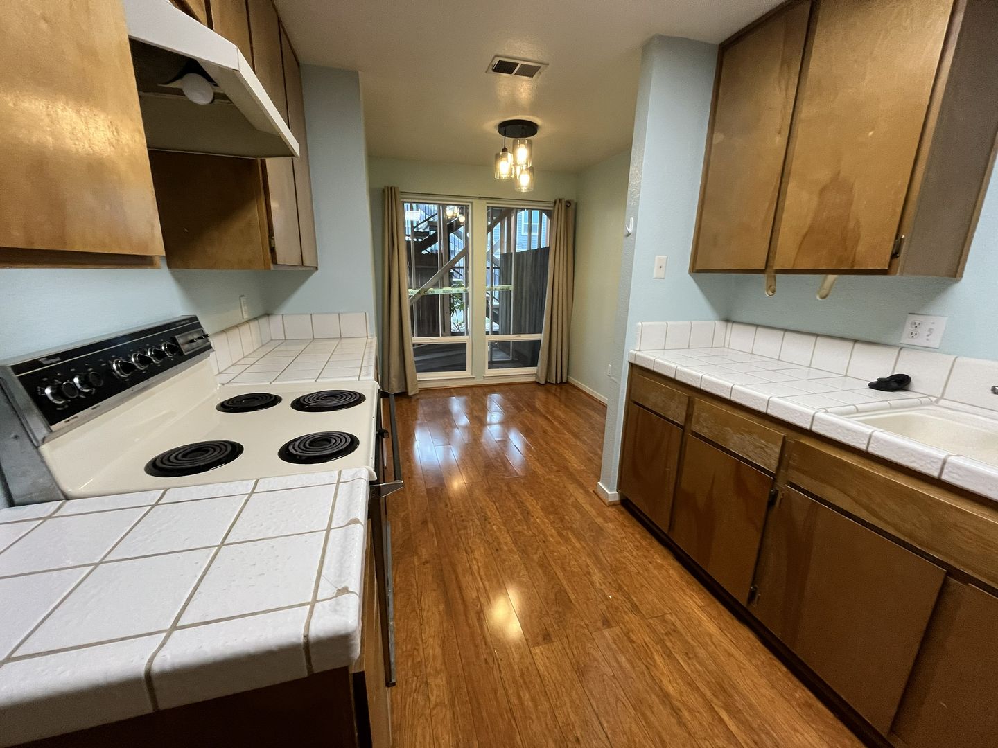 1523 Hood Rd Unit C - Sacramento - California - 2 bed, 2 bath rental property