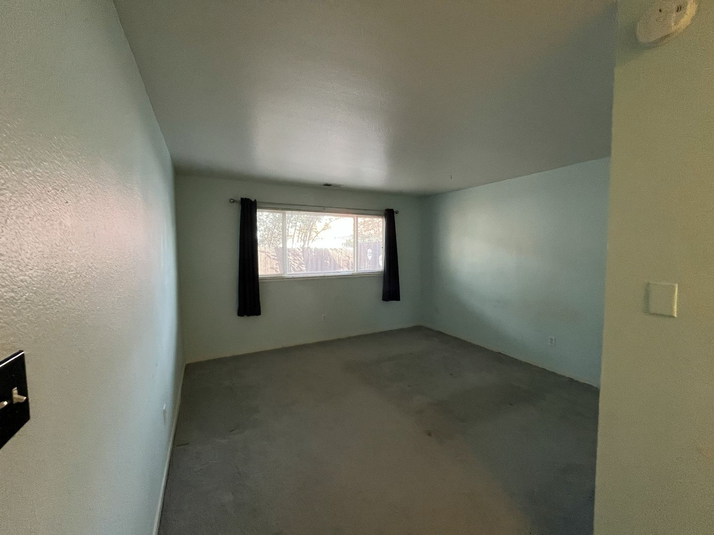 1523 Hood Rd Unit C - Sacramento - California - 2 bed, 2 bath rental property