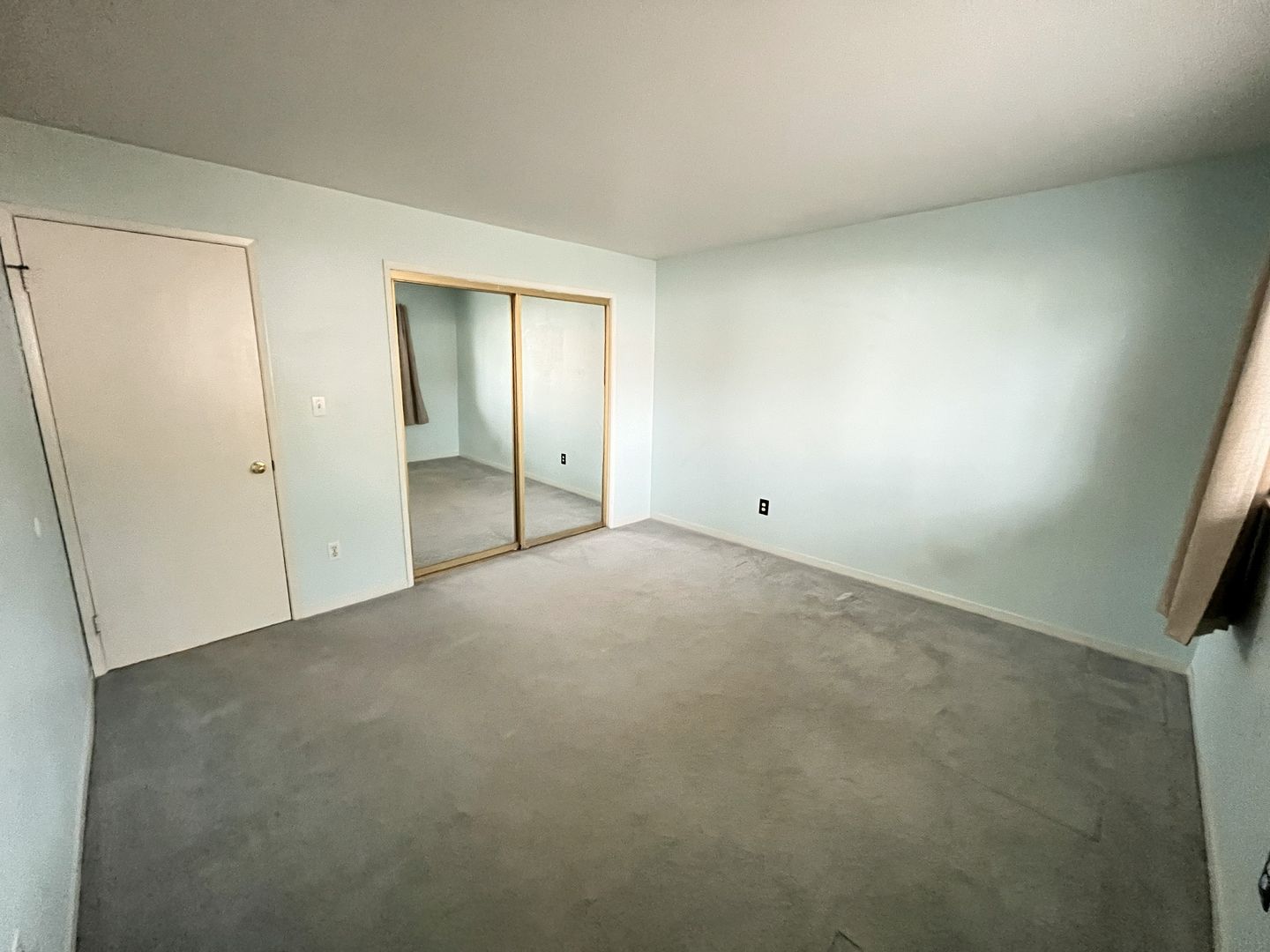 1523 Hood Rd Unit C - Sacramento - California - 2 bed, 2 bath rental property
