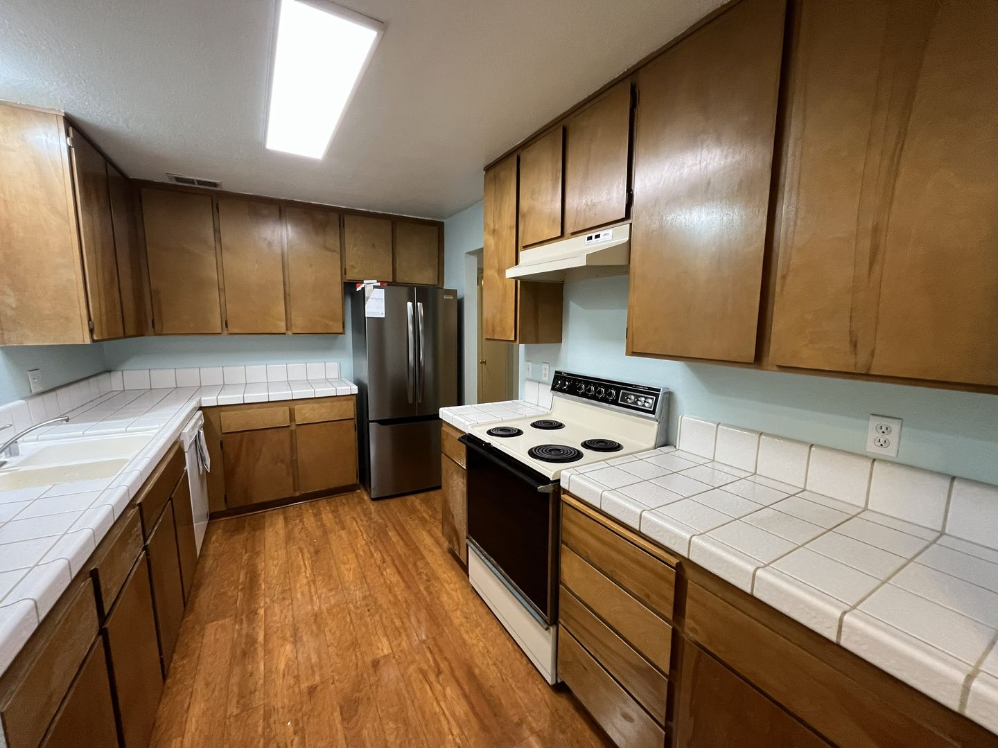 1523 Hood Rd Unit C - Sacramento - California - 2 bed, 2 bath rental property
