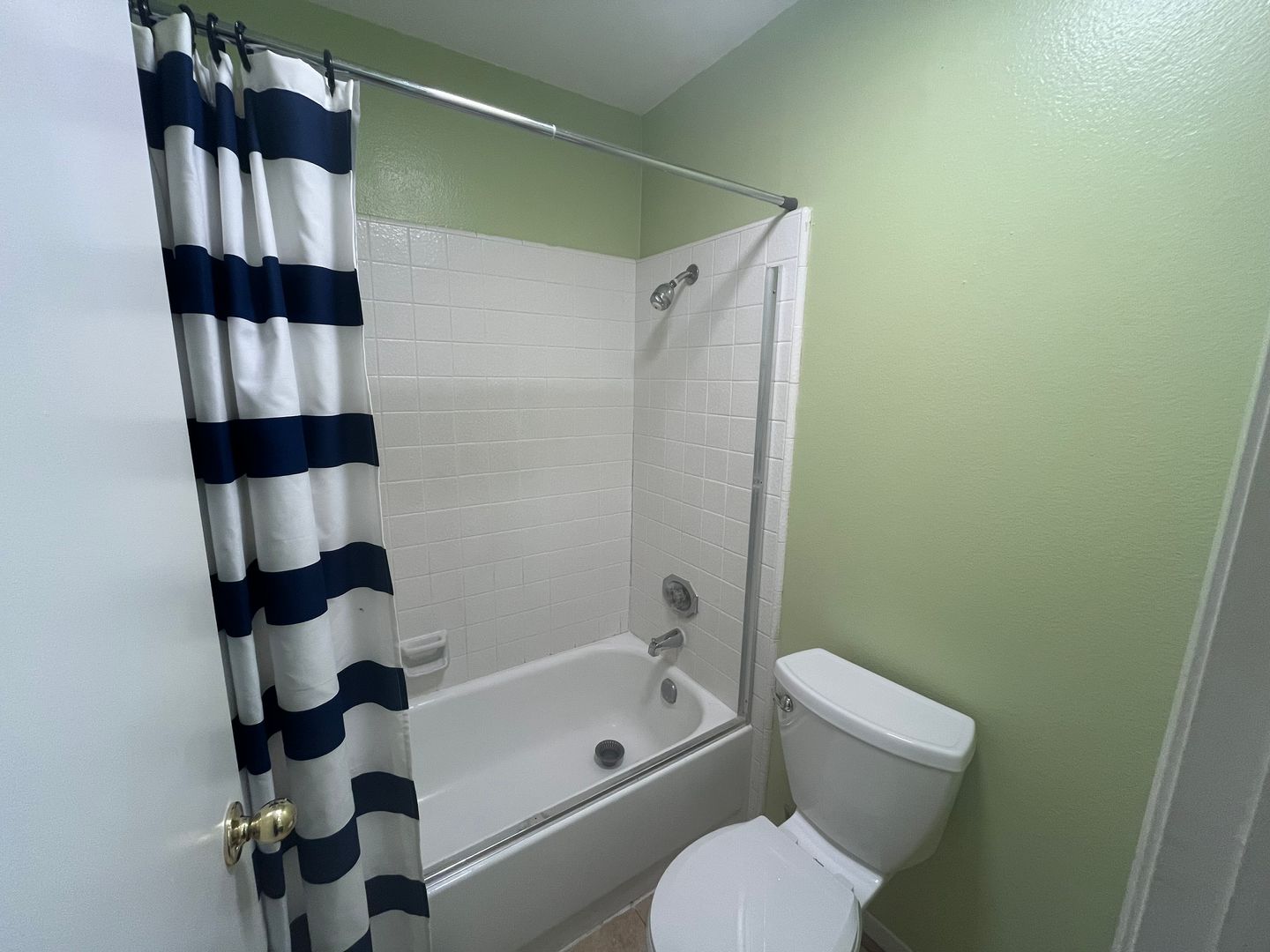 1523 Hood Rd Unit C - Sacramento - California - 2 bed, 2 bath rental property