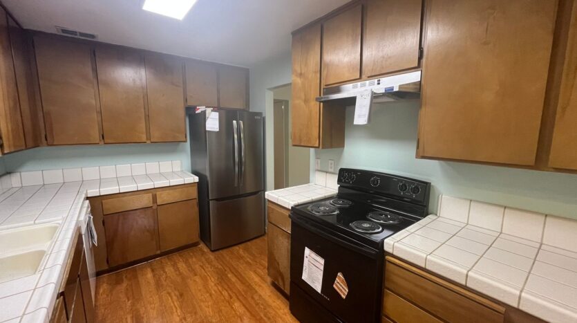 1523 Hood Rd Unit C - Sacramento - California - 2 bed, 2 bath rental property