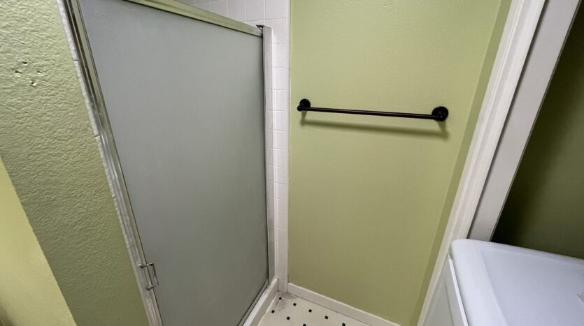 1523 Hood Rd Unit C - Sacramento - California - 2 bed, 2 bath rental property