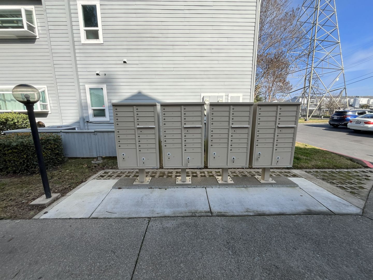 1523 Hood Rd Unit C - Sacramento - California - 2 bed, 2 bath rental property