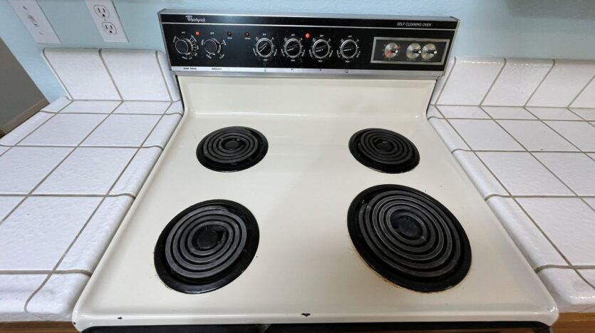 1523 Hood Rd Unit C - Sacramento - California - 2 bed, 2 bath rental property