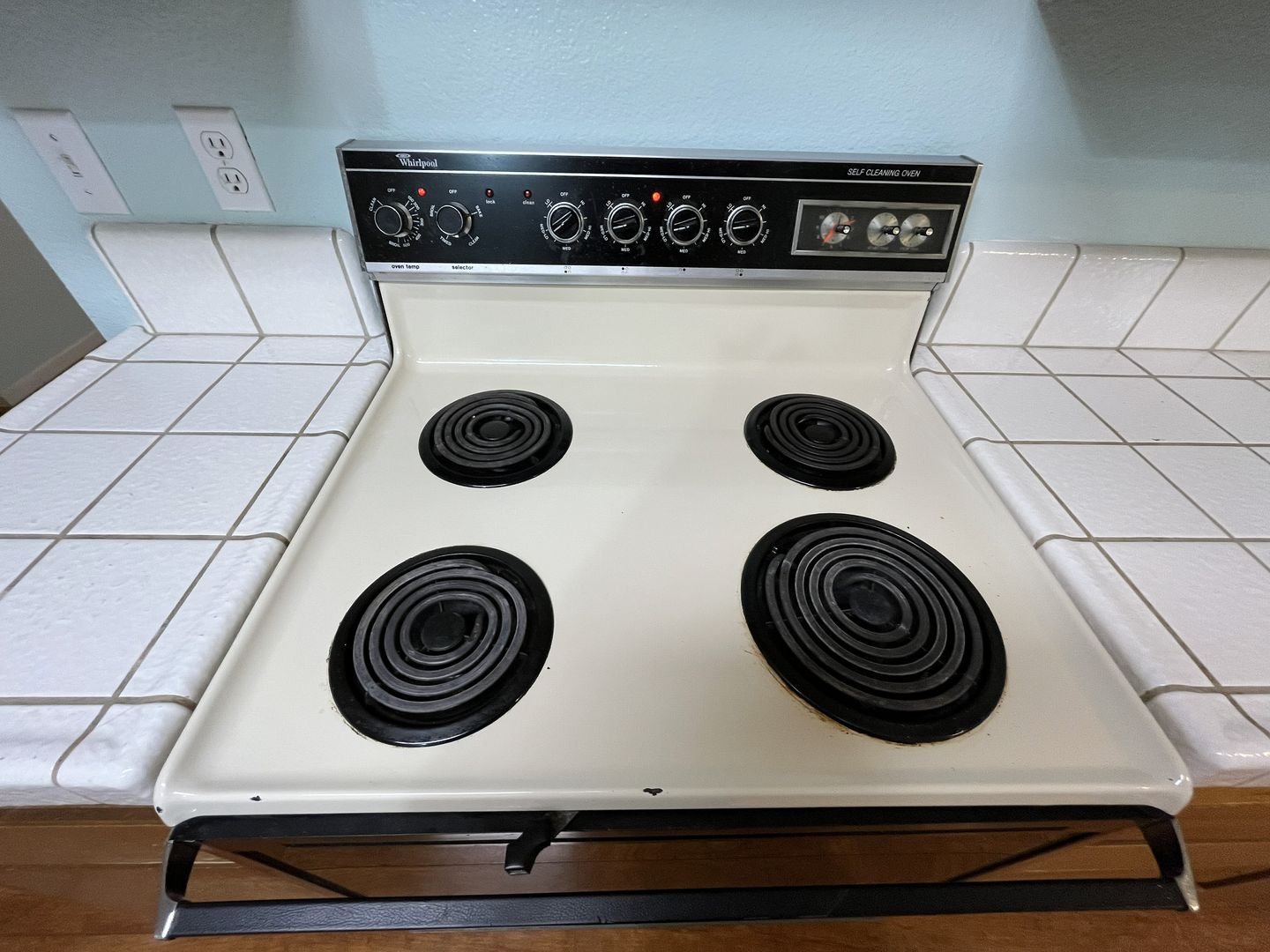 1523 Hood Rd Unit C - Sacramento - California - 2 bed, 2 bath rental property