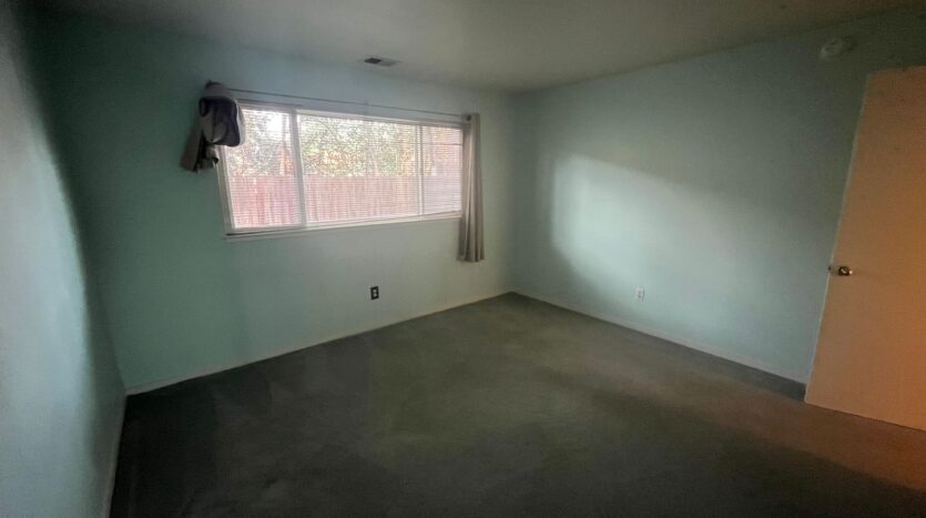 1523 Hood Rd Unit C - Sacramento - California - 2 bed, 2 bath rental property