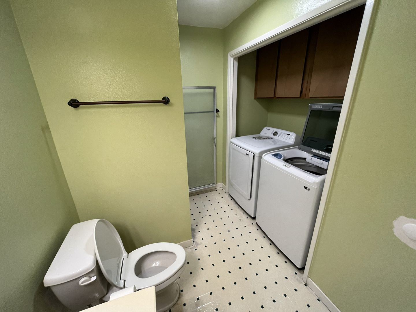 1523 Hood Rd Unit C - Sacramento - California - 2 bed, 2 bath rental property