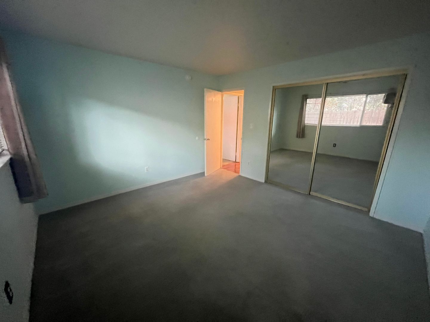 1523 Hood Rd Unit C - Sacramento - California - 2 bed, 2 bath rental property