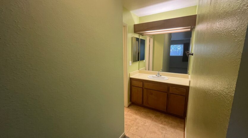 1523 Hood Rd Unit C - Sacramento - California - 2 bed, 2 bath rental property