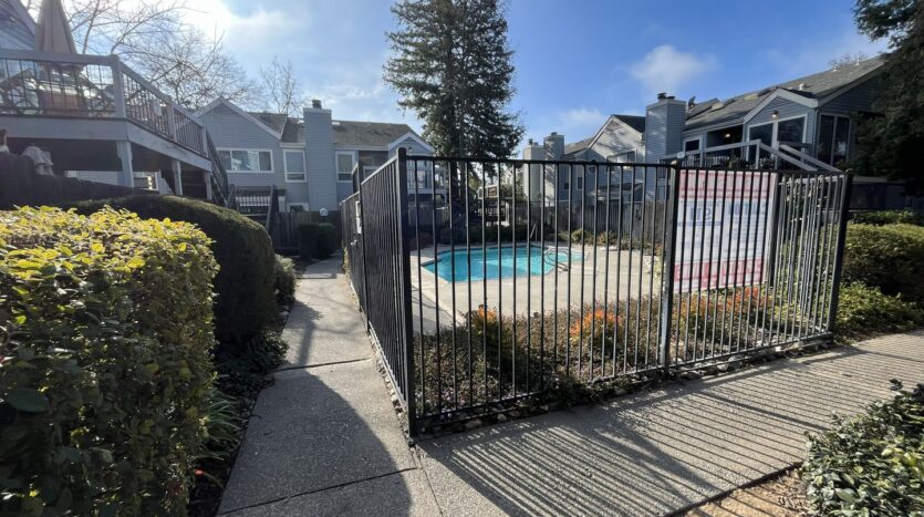 1523 Hood Rd Unit C - Sacramento - California - 2 bed, 2 bath rental property