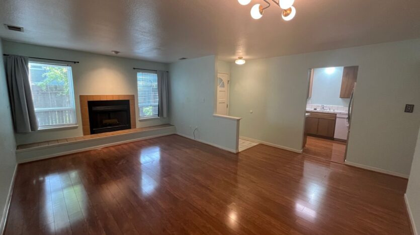 1523 Hood Rd Unit C - Sacramento - California - 2 bed, 2 bath rental property