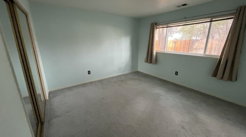1523 Hood Rd Unit C - Sacramento - California - 2 bed, 2 bath rental property