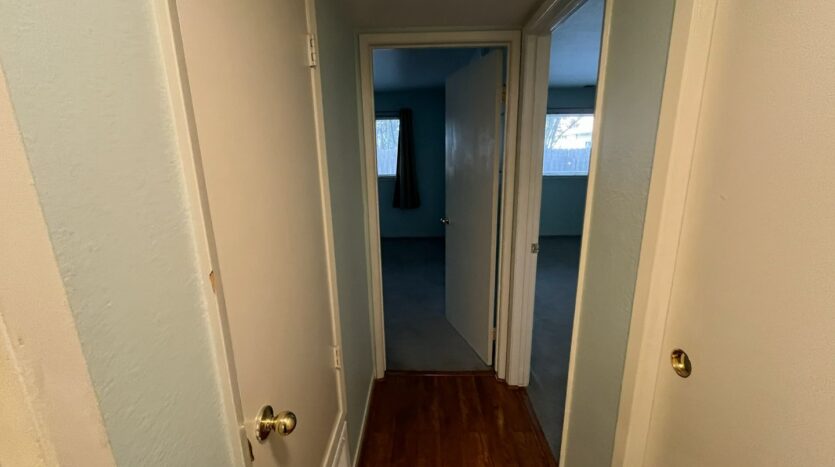1523 Hood Rd Unit C - Sacramento - California - 2 bed, 2 bath rental property