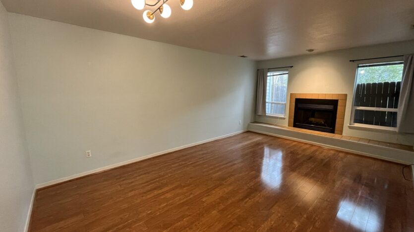 1523 Hood Rd Unit C - Sacramento - California - 2 bed, 2 bath rental property