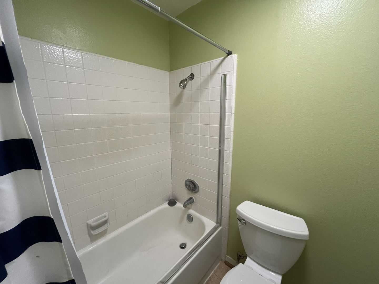1523 Hood Rd Unit C - Sacramento - California - 2 bed, 2 bath rental property